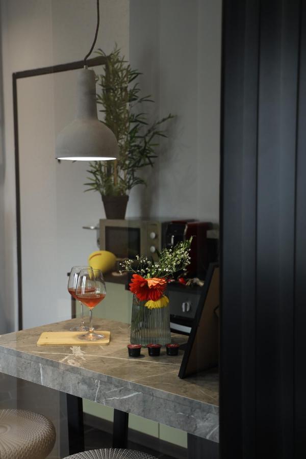 Urban Stay Tirana Deluxe Ngoại thất bức ảnh
